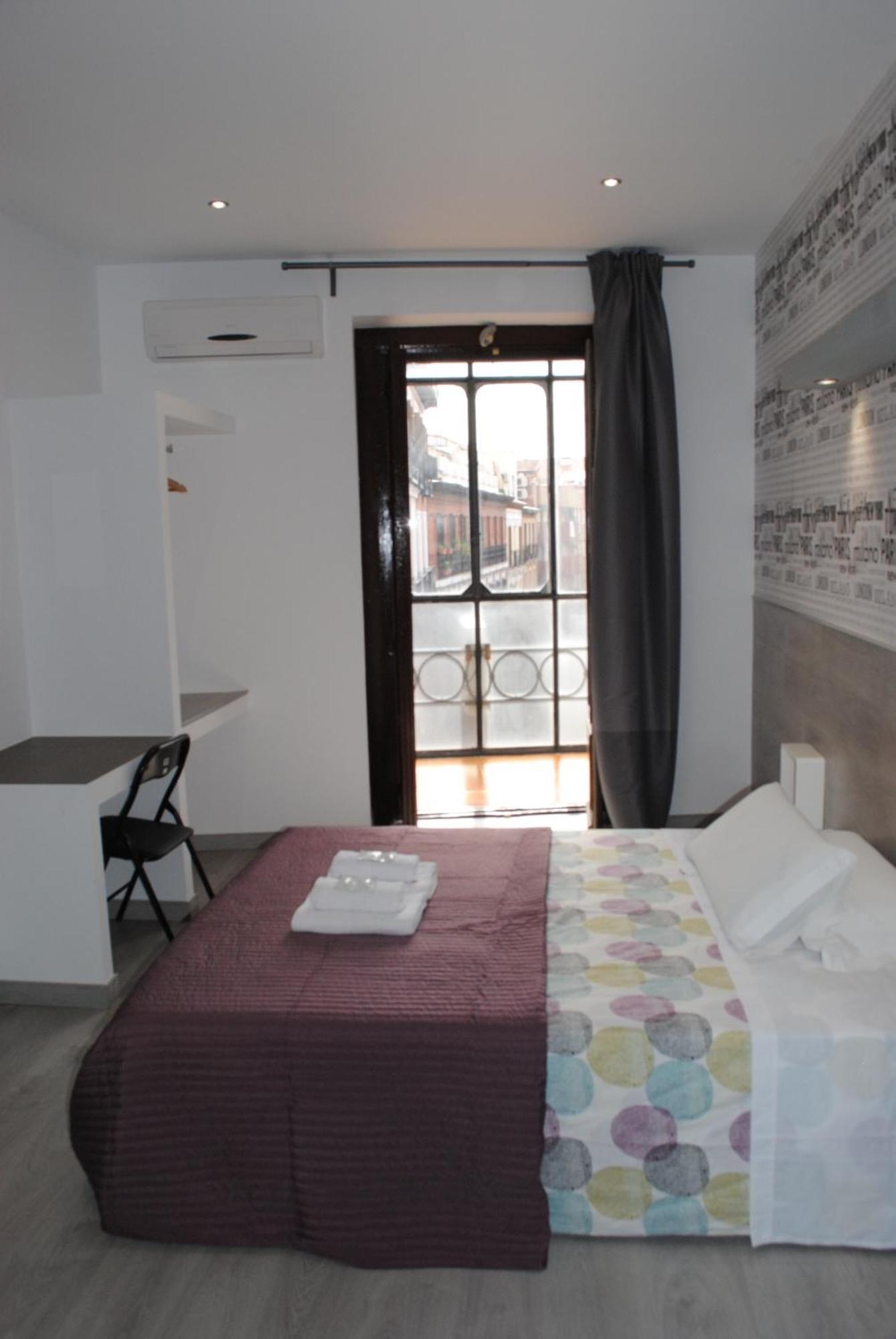 Fuencarral Rooms Madrid Bilik gambar