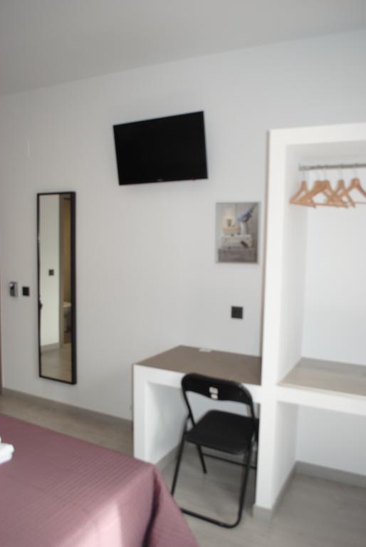 Fuencarral Rooms Madrid Bilik gambar