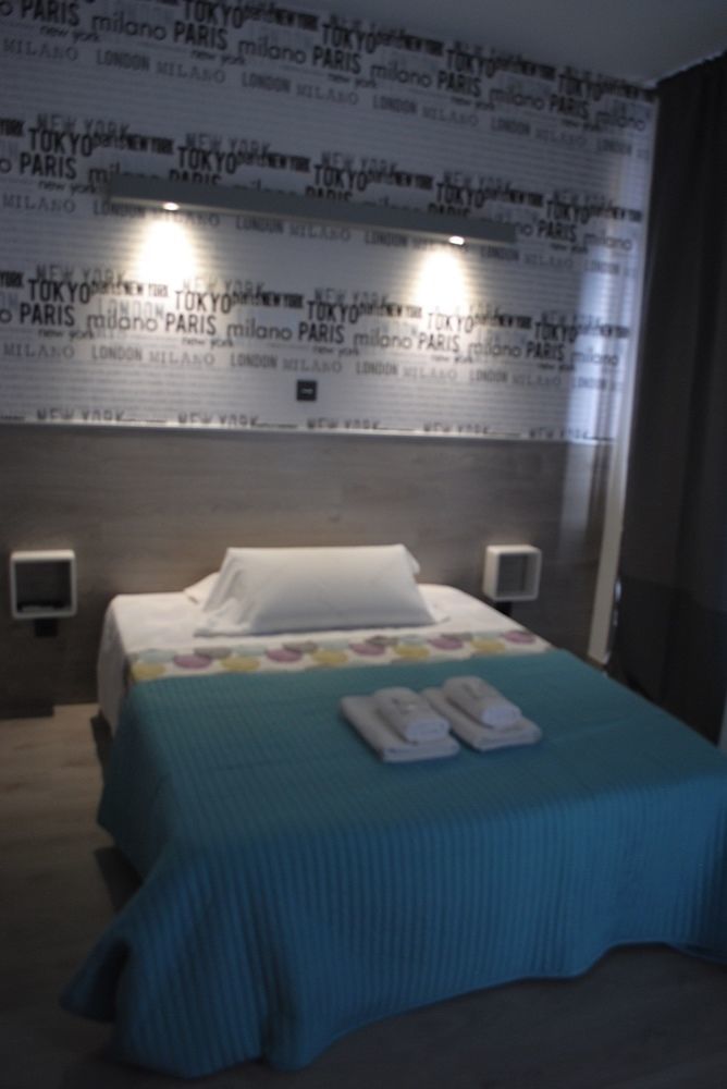 Fuencarral Rooms Madrid Luaran gambar