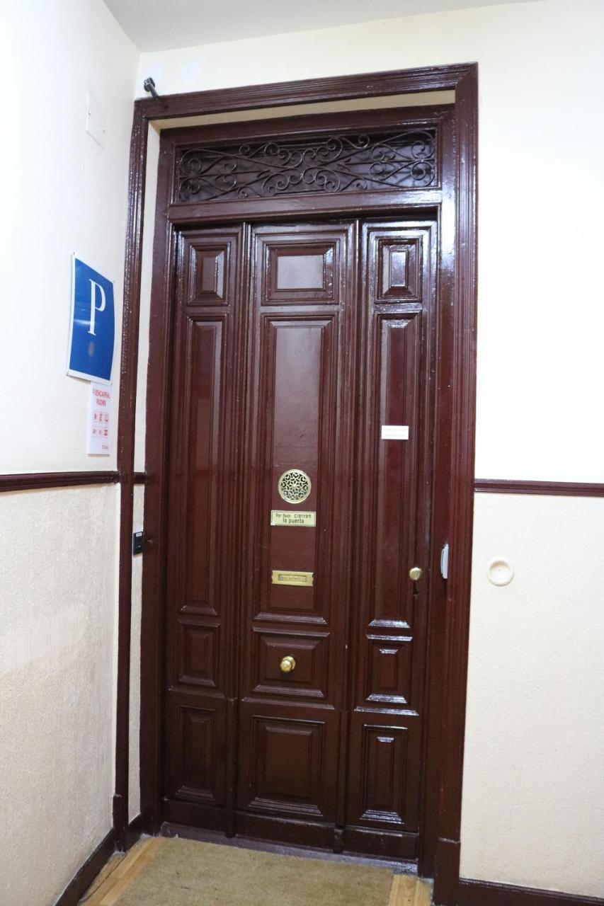 Fuencarral Rooms Madrid Luaran gambar