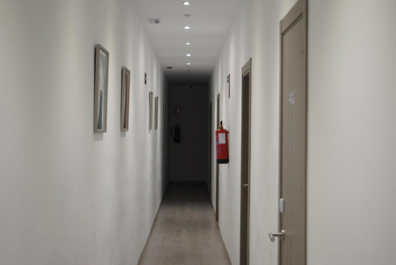 Fuencarral Rooms Madrid Luaran gambar